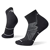 Smartwool Men's Run Targeted Cushion Ankle Socks, Black, Large