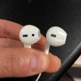 6 Best Black Friday Apple EarPods Deals From Different Stores